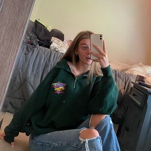 Vintage car quarter-zip